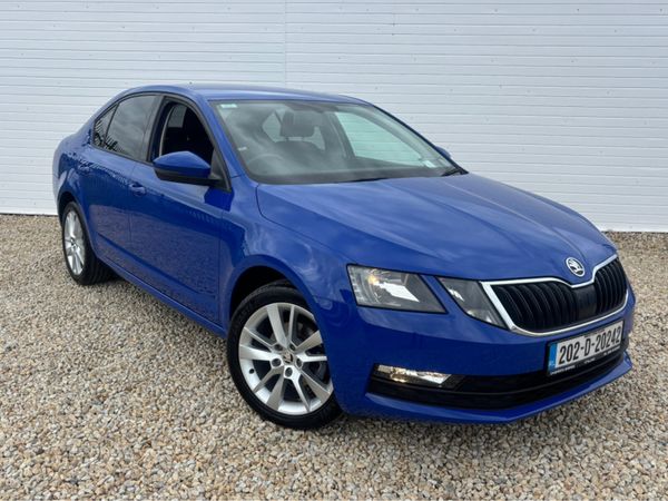 Skoda Octavia Hatchback, Diesel, 2020, Blue