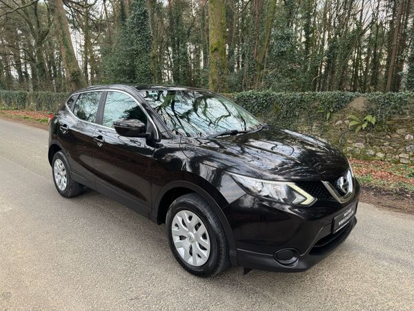Nissan Qashqai Hatchback, Diesel, 2015, Black