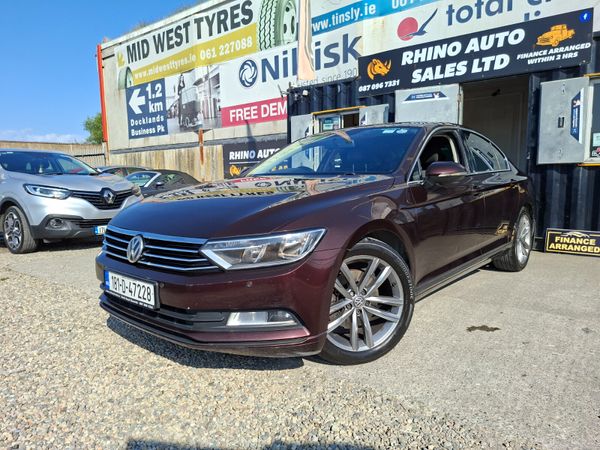 Volkswagen Passat Saloon, Diesel, 2018, Red
