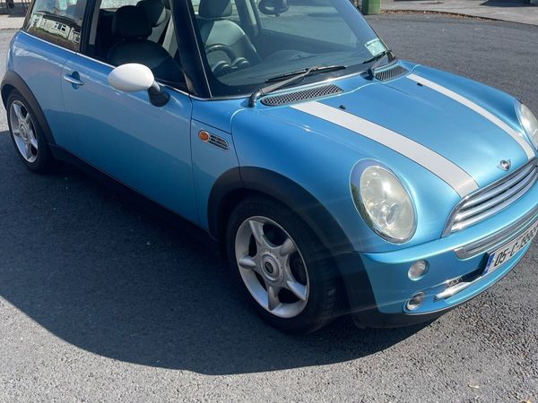 Mini Cooper Hatchback, Petrol, 2005, Blue