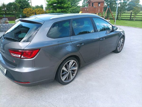 SEAT Leon Estate, Diesel, 2015, Grey
