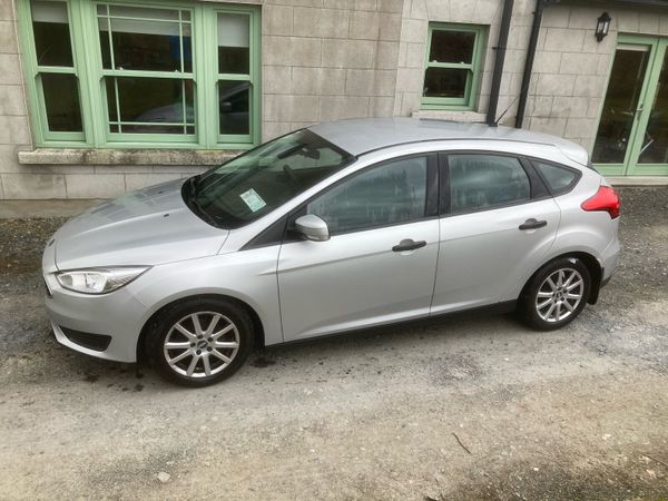 Ford Focus Hatchback, Diesel, 2017, Grey