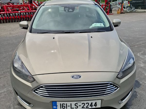 Ford Focus Hatchback, Petrol, 2016, Silver