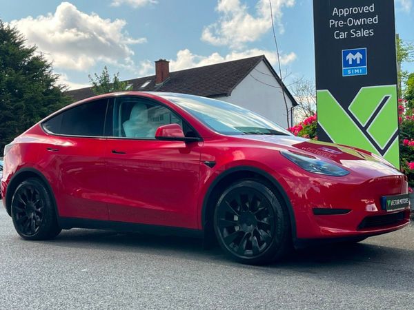 Tesla Model Y MPV, Electric, 2023, Red