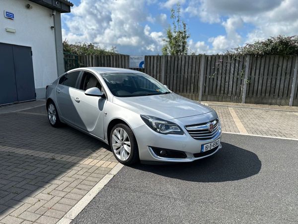 Vauxhall Insignia Hatchback, Diesel, 2015, Silver