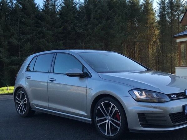 Volkswagen Golf Estate, Diesel, 2016, Silver