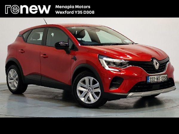 Renault Captur Hatchback, Petrol, 2022, Red
