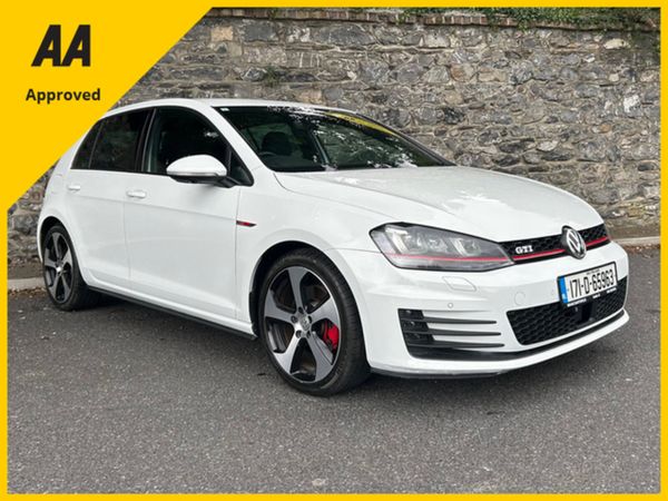 Volkswagen Golf Hatchback, Petrol, 2017, White