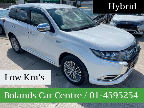 Mitsubishi Outlander SUV, Petrol Plug-in Hybrid, 2020, White