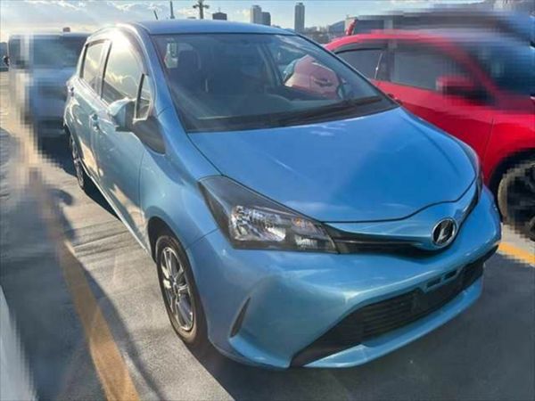 Toyota Vitz Hatchback, Petrol, 2016, Blue