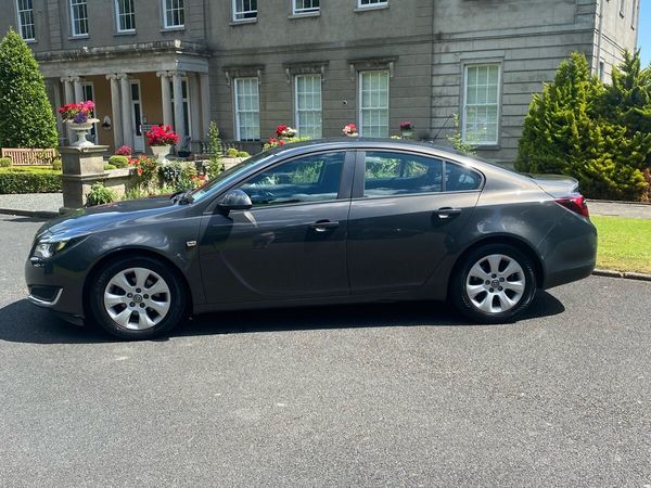 Opel Insignia Saloon, Diesel, 2016, Grey