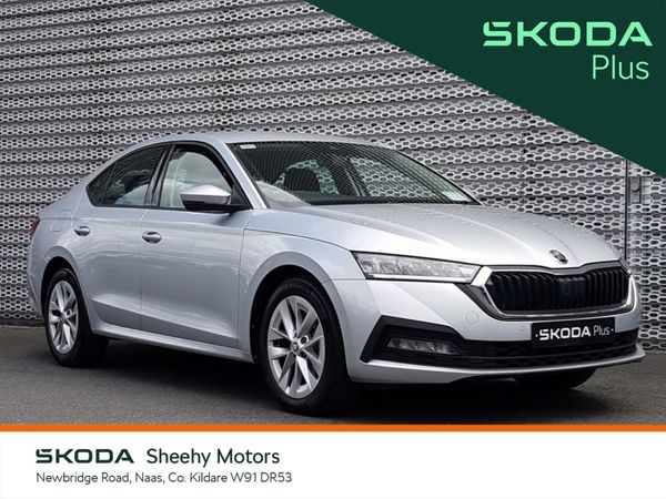Skoda Octavia Saloon, Diesel, 2024, Grey