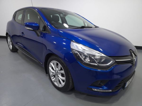 Renault Clio Hatchback, Diesel, 2017, Blue