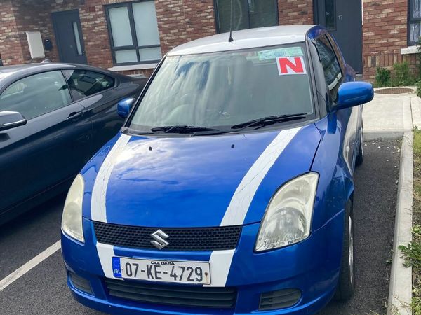 Suzuki Swift Hatchback, Petrol, 2007, Blue