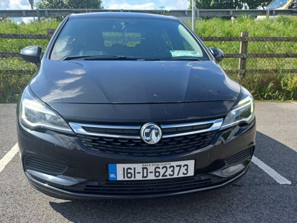 Vauxhall Astra Hatchback, Diesel, 2016, Black