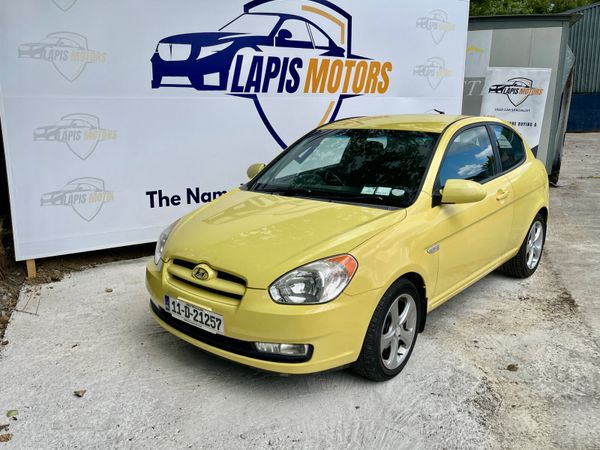 Hyundai Accent Hatchback, Petrol, 2011, Yellow
