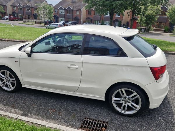 Audi A1 Hatchback, Diesel, 2011, White