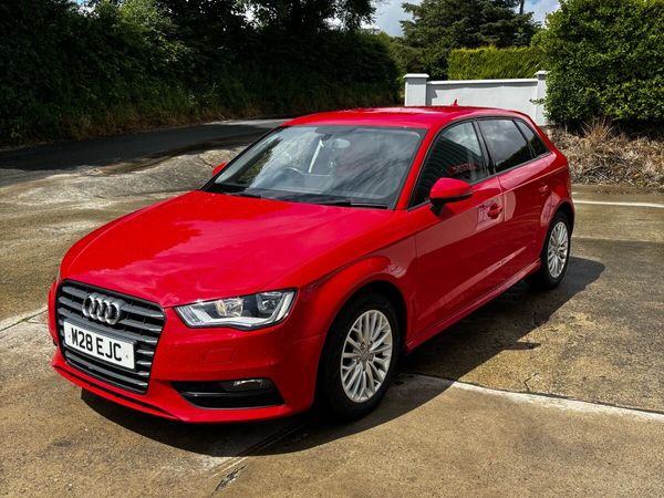 Audi A3 Hatchback, Diesel, 2015, Red