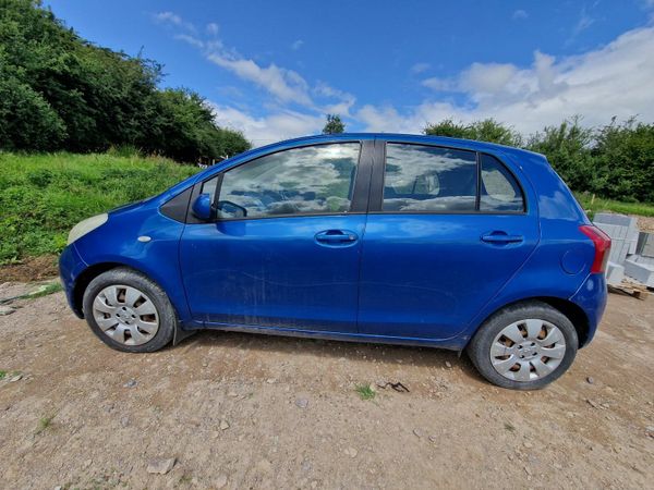 Toyota Yaris Hatchback, Petrol, 2007, Blue
