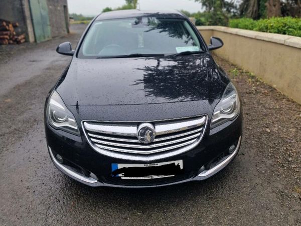 Vauxhall Insignia Hatchback, Diesel, 2013, Black