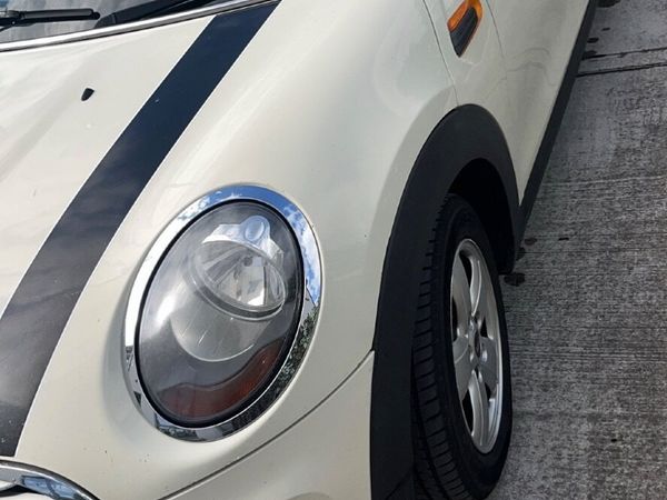 Mini Cooper Hatchback, Diesel, 2014, White