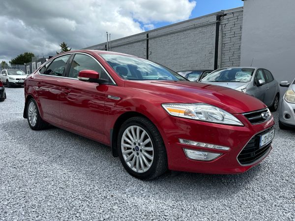 Ford Mondeo Hatchback, Diesel, 2013, Red