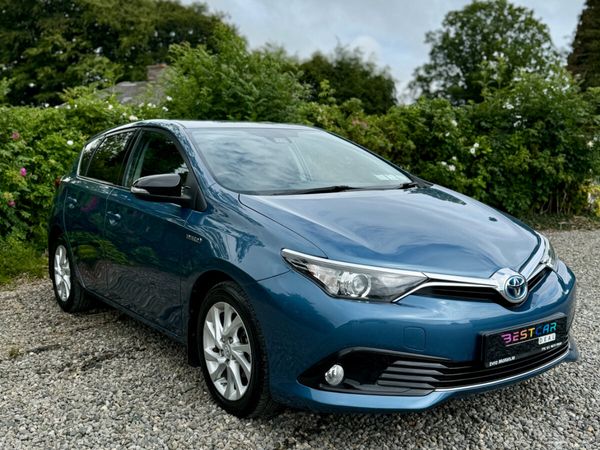 Toyota Auris MPV, Petrol Hybrid, 2017, Blue