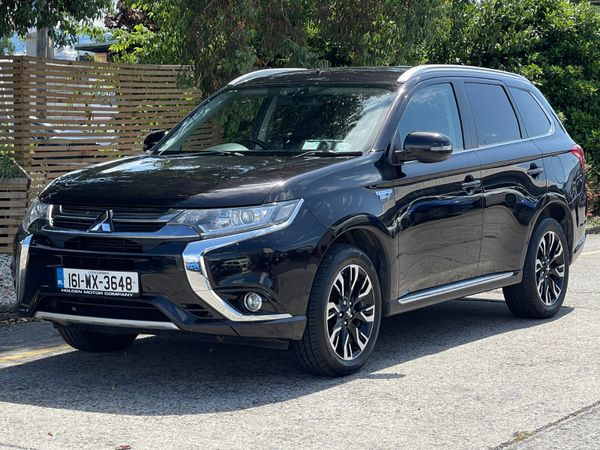 Mitsubishi Outlander SUV, Petrol Plug-in Hybrid, 2016, Black