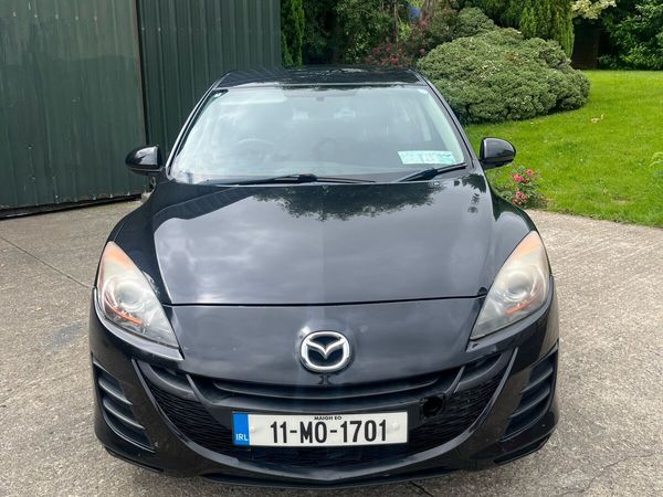 Mazda Mazda3 Saloon, Diesel, 2011, Black