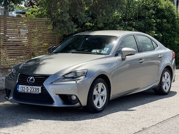 Lexus IS Saloon, Petrol Hybrid, 2013, Silver