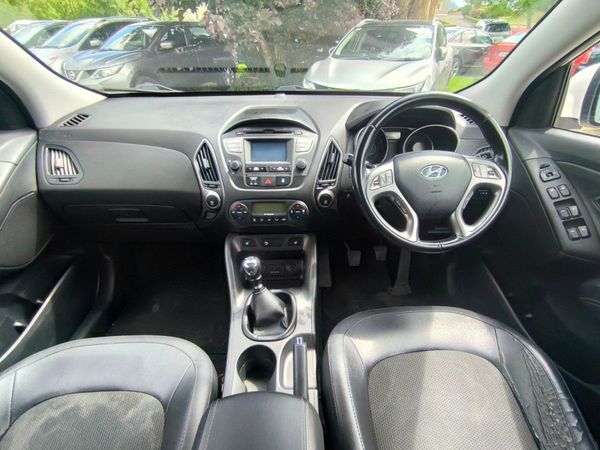 Hyundai ix35 SUV, Diesel, 2014, White