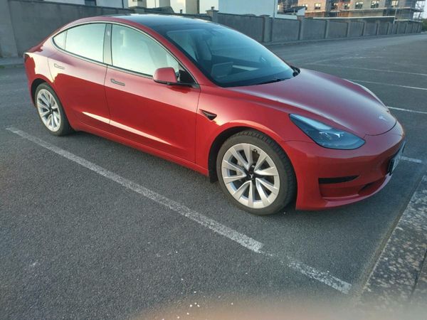 Tesla Model 3 Saloon, Electric, 2021, Red
