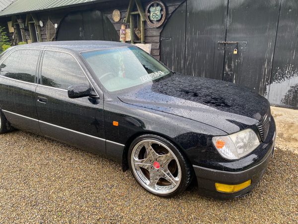 Lexus LS , Petrol, 1999, 