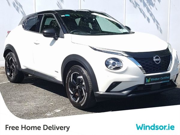 Nissan Juke SUV, Petrol Hybrid, 2023, White