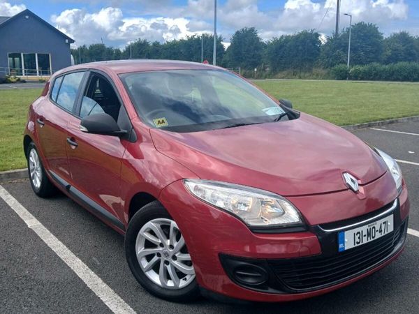 Renault Megane Hatchback, Diesel, 2013, Red