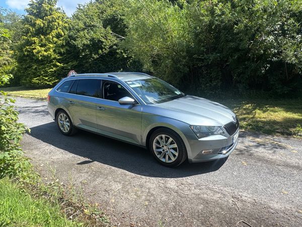 Skoda Superb Estate, Diesel, 2018, Grey