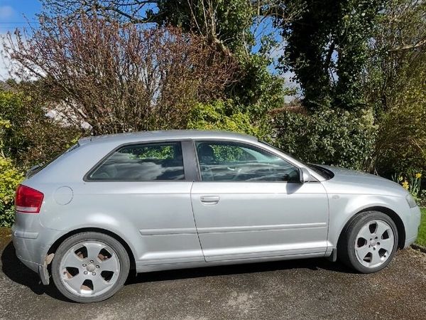 Audi A3 Hatchback, Petrol, 2005, Silver