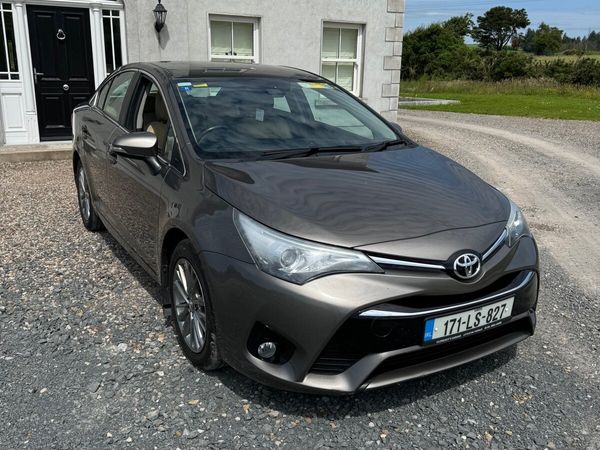 Toyota Avensis Saloon, Diesel, 2017, Grey