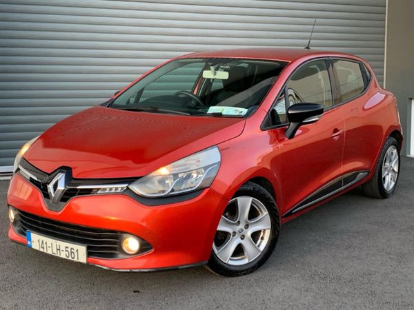 Renault Clio Hatchback, Diesel, 2014, Red