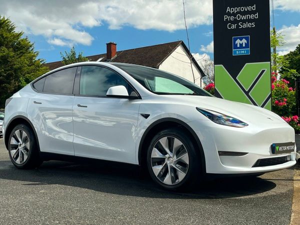 Tesla Model Y MPV, Electric, 2023, White