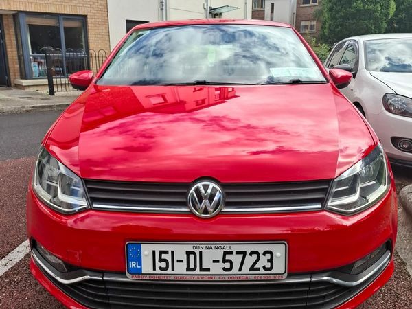 Volkswagen Polo Hatchback, Diesel, 2015, Red