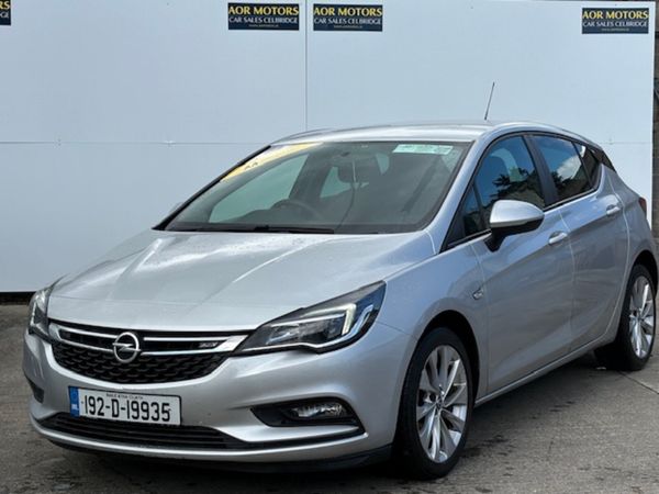 Opel Astra Hatchback, Petrol, 2019, Grey