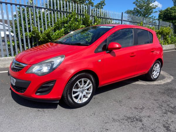 Vauxhall Corsa Hatchback, Diesel, 2013, Red