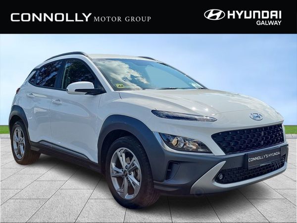 Hyundai KONA MPV, Petrol, 2023, White