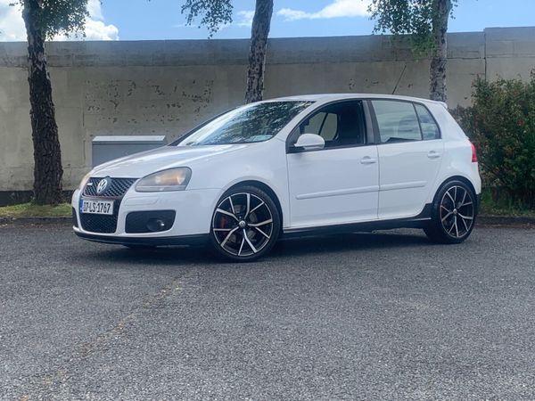 Volkswagen Golf Hatchback, Petrol, 2007, White