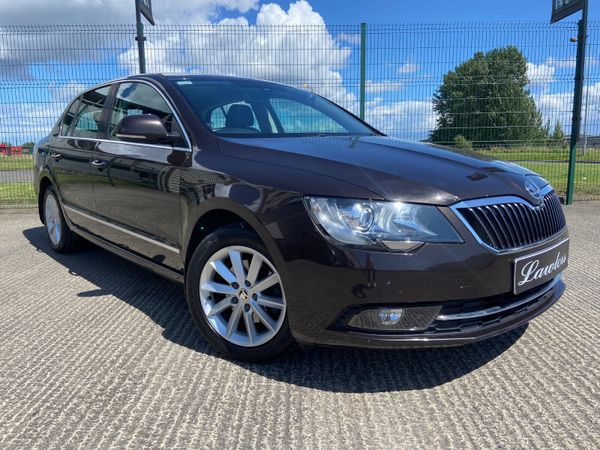 Skoda Superb Saloon, Diesel, 2015, Brown