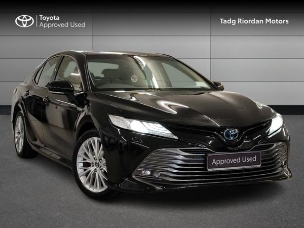 Toyota Camry Saloon, Petrol Hybrid, 2019, Black