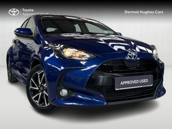 Toyota Yaris Hatchback, Petrol Hybrid, 2023, Blue