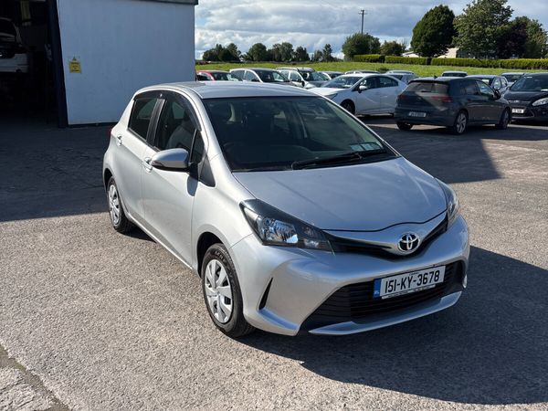 Toyota Vitz Hatchback, Petrol, 2015, Silver