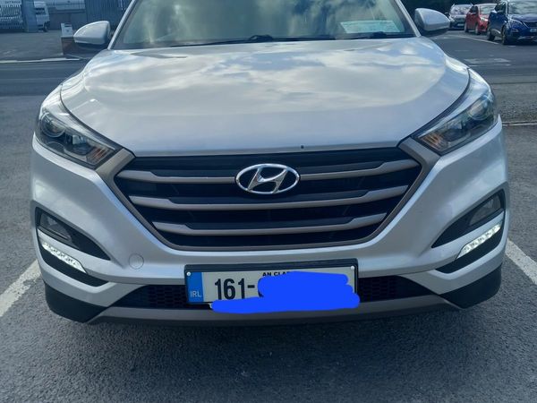 Hyundai Tucson SUV, Diesel, 2016, Silver
